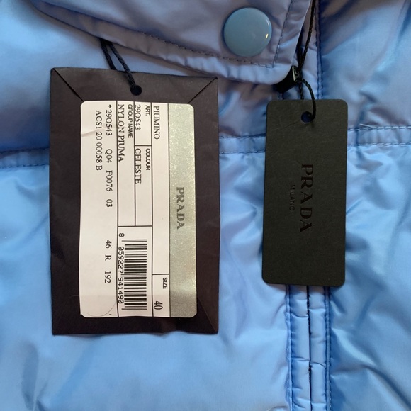 Prada Puffer - Picture 11 of 12